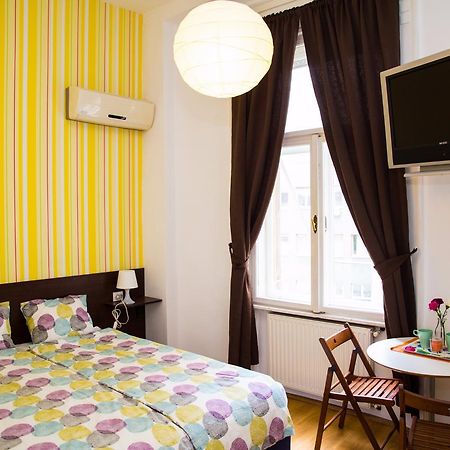 Sunflower Aparthotel Βουδαπέστη Εξωτερικό φωτογραφία
